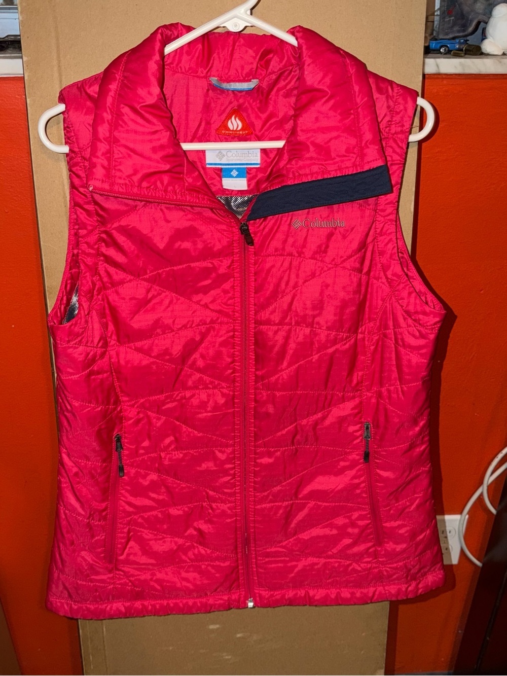 Columbia Women's Hot Pink Quilted Vest